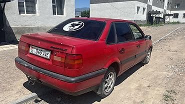 обмен на жх: Volkswagen Passat: 1993 г., 1.8 л, Механика, Бензин, Седан — 2