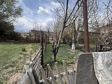 продам дом кызыл аскер бишкек: Продаётся жилой дом с приусадебным участком. Жумгал район с Чаек в — 7