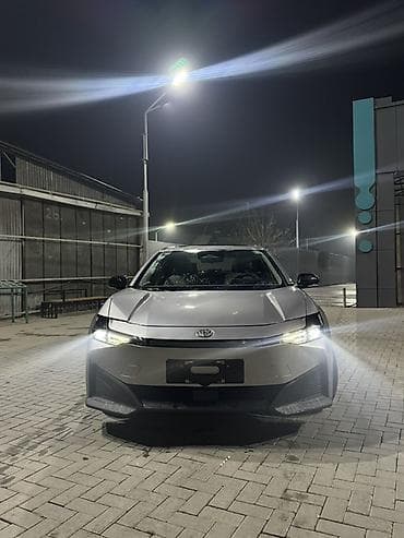 кибер трак: Toyota bZ3: 2024 г., Автомат, Электромобиль, Седан — 2