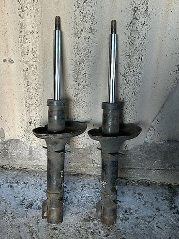 амортизатор гольф 2: Передний амортизатор Volkswagen Б/у, Германия — 1