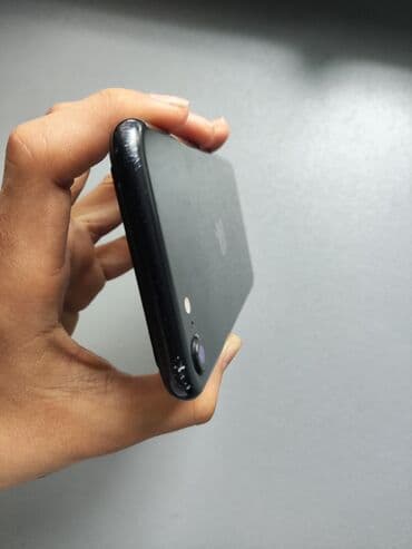 сколько стоит iphone 7: IPhone 8, Б/у, 256 ГБ, Jet Black, Чехол, 60 % — 3