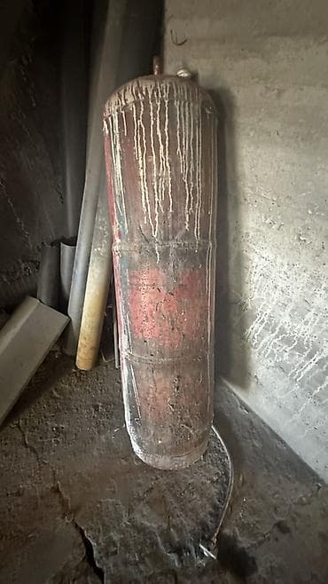 Порошковые огнетушители, Объем: Более 100 л л