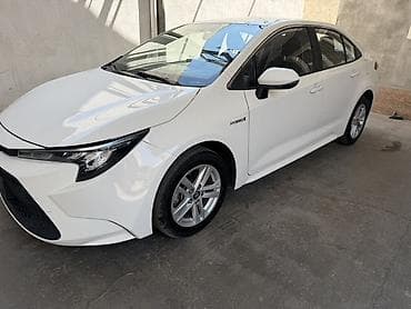 Toyota Levin: 2021 г., 1.8 л, Вариатор, Гибрид, Седан — 2