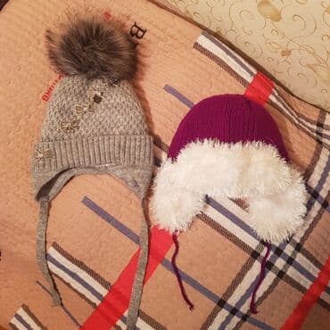 чебурашка из плюшевой пряжи: Шапки отличного качества, серая (Польша),фиолетовая (связана на — 3