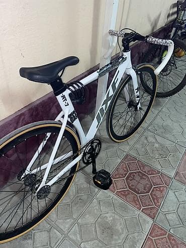 tsunami fixed gear: Шоссейный велосипед, Рама M (156 - 178 см), Б/у — 3