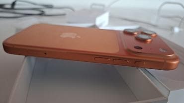 iphone xp: IPhone 17 Pro, Б/у, 256 ГБ, Оранжевый, Коробка, 98 % — 3