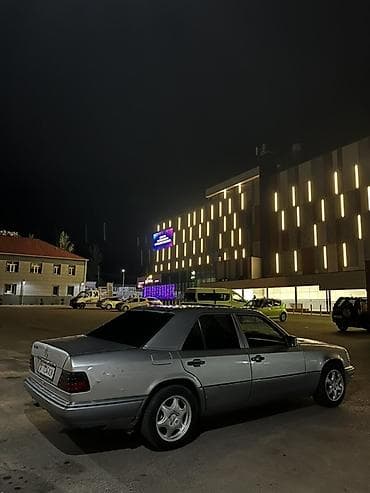 bvd e2: Mercedes-Benz W124: 1992 г., Седан — 7