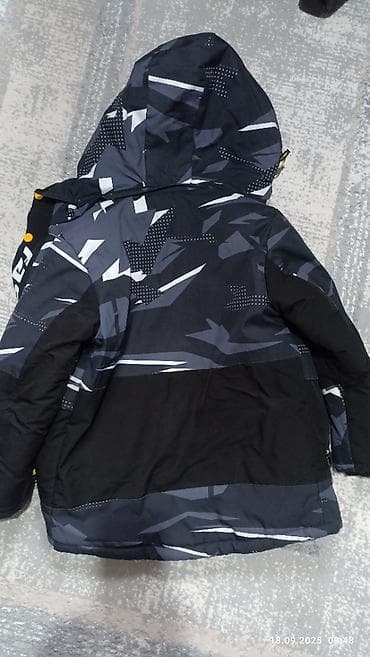 Балдардын гигиенасы жана камкордук: Продаю детскую зимнюю куртку с капюшоном на возраст 8-11 лет на — 2