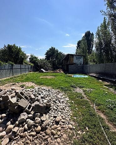 barn house: ✨ Продаётся дом в с. Сокулук ✨ 🏡 Характеристики: • Участок – 7,5 — 4