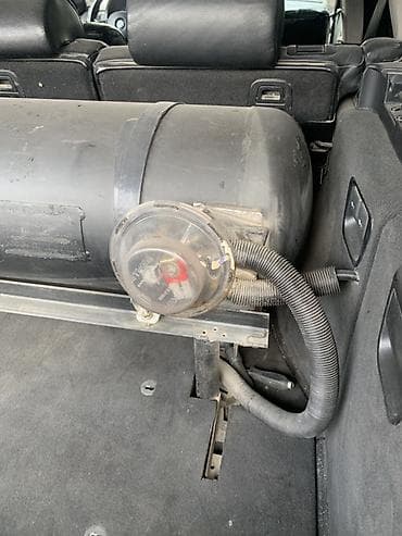 граната на ауди: Цилиндрический баллон с мультиклапаном и крепёжной рамой. Продам стоит — 1