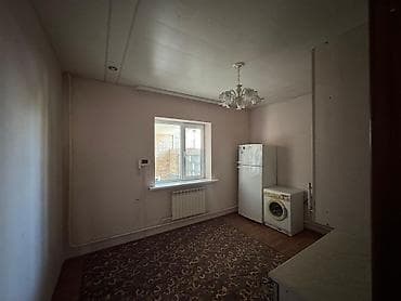 продаю или сдаю: Сдаётся дом с отдельным входом. Планировка и оснащение: - Просторная — 4