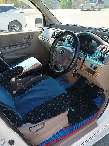 минивени: Honda Stepwgn: 2002 г., 2 л, Бензин, Минивэн — 5