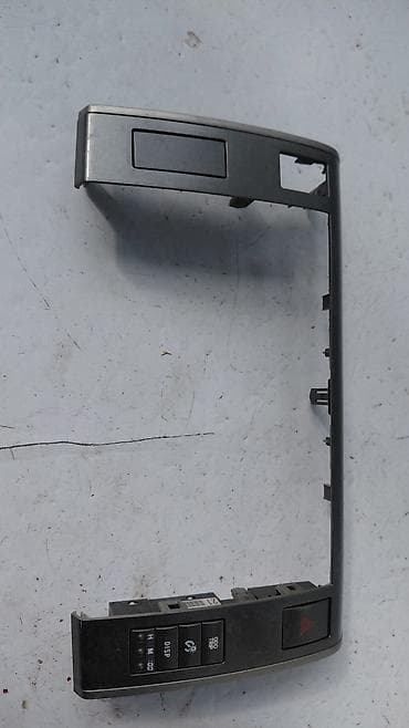 a2 group: Сenter console Toyota 2004 г., Б/у, Оригинал, Япония — 2