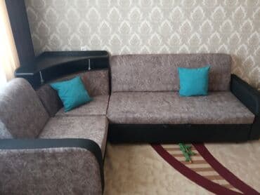 стол под компьютер: Угловой диван 
на заказ
От 30-70.000 токмок 
Любой дизайн. Размер — 8