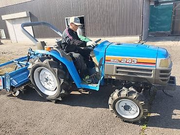 mir muz: Мини-трактор Iseki SIAL 243 с навесным Описание: - Компактный — 1