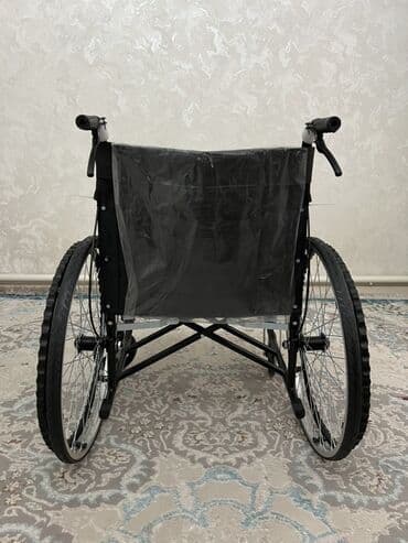 эластичный бинт: Инвалидная кресло-коляска, ручной привод. Особенности: - Каркас из — 3