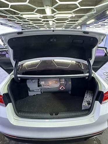 2017: Kia K5: 2017 г., 2 л, Автомат, Бензин, Седан — 9