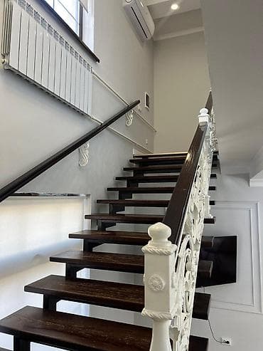 Үйлөр: 150 м², 5 бөлмө, Брондолгон эшиктер, Евроремонт, Кондиционер — 9