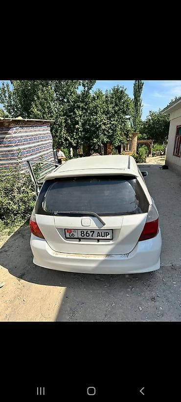 a4 b7: Honda Fit: 2004 г., Хэтчбэк — 1