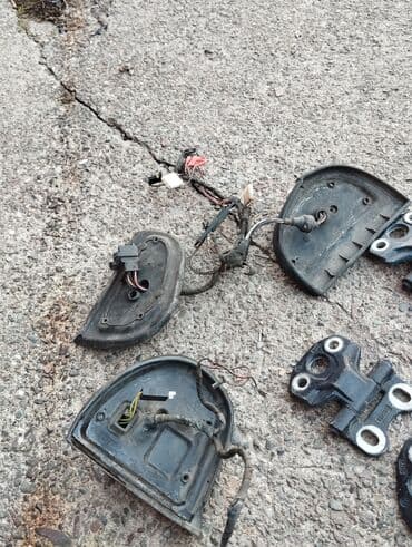 кузовные запчасти на дэу нексия в бишкеке: Петли дверей перед и накладки наружных зеркал Мерседес 210 рестайлинг — 4