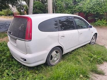 хонда айрвеф: Honda Stream: 2001 г., 1.7 л, Универсал — 6