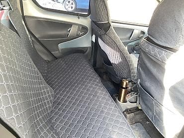 с4 а 6: Toyota Aygo: 2007 г., Робот, Бензин, Хэтчбэк — 4