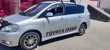 Toyota Ipsum: 2003 г., 2.4 л, Автомат, Газ, Минивэн — 2