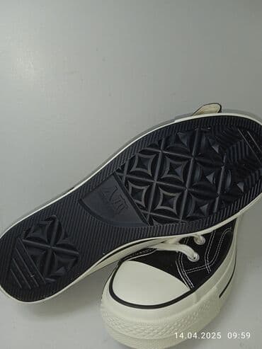 Прокат одежды: Конверсы новые,44 размер,стелька 28 Только наличка! — 2