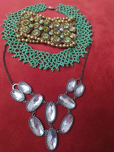 Кулоны и подвески: Кулоны на любой вкус,отличного качества .новые не носили. Цена каждого — 8