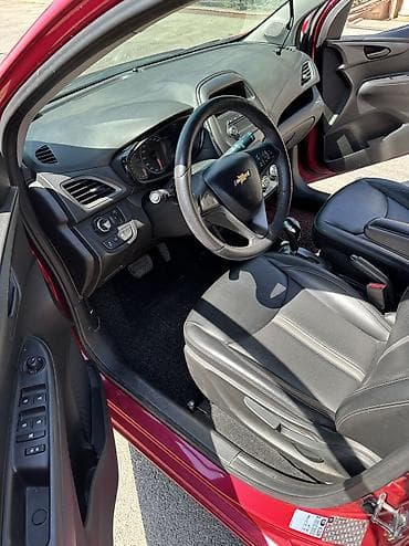 битые машина: Chevrolet Spark: 2019 г., 1 л, Вариатор, Бензин, Хэтчбэк — 8