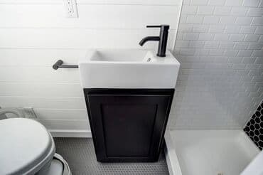 дом на колесах цены: Tiny house Дом на колесах цены от 16000$ зависит от комплектации и — 10