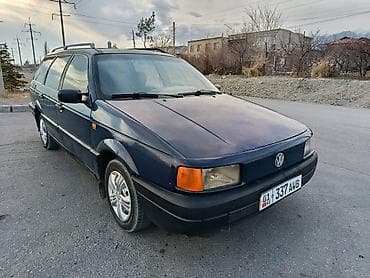Volkswagen Passat: 1992 г., 1.8 л, Механика, Бензин, Универсал