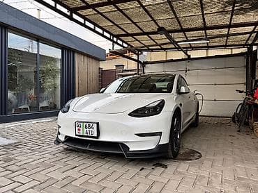 wuling mini ev: Tesla Model 3: 2021 г., 0.1 л, Автомат, Электромобиль, Седан — 1