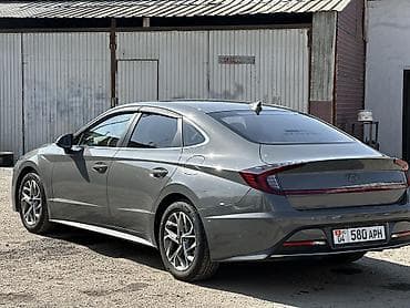 Транспорт: Hyundai Sonata: 2022 г., 2 л, Автомат, Газ, Седан — 6