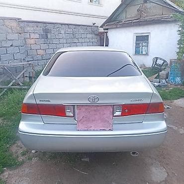Toyota Camry: 2000 г., 2.2 л, Автомат, Бензин, Седан at lalafo.kg Toyota Camry: 2000 г., 2.2 л, Автомат, Бензин, Седан
