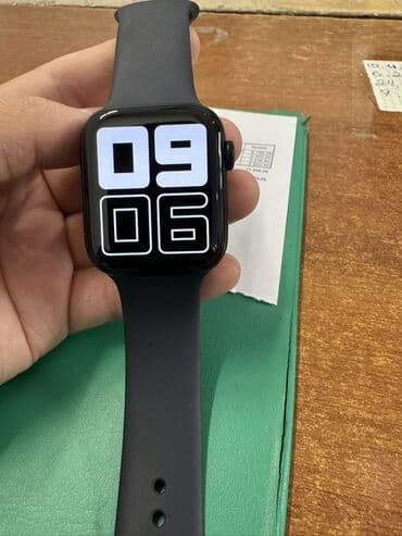 самсунг галакси вотч актив 2: Смарт‑часы в стиле Apple Watch, корпус темный, ремешок силиконовый — 1