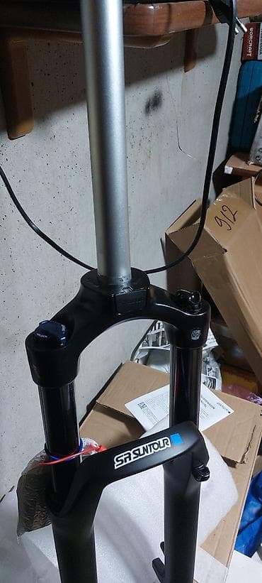 велика: Вилка SR Suntour X1 (воздушная) - Диаметр ног: 32 мм - Ход: 120–130 — 7