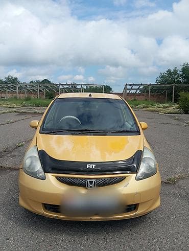 Honda Fit: 2005 г., 1.3 л, Автомат, Бензин, Хэтчбэк at lalafo.kg Honda Fit: 2005 г., 1.3 л, Автомат, Бензин, Хэтчбэк