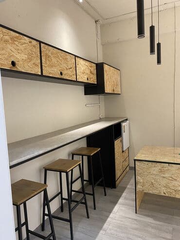 ош базар пол дом: 📌Сдаётся коммерческое помещение! 40м2🔥 📍отличная локация, в южной — 7