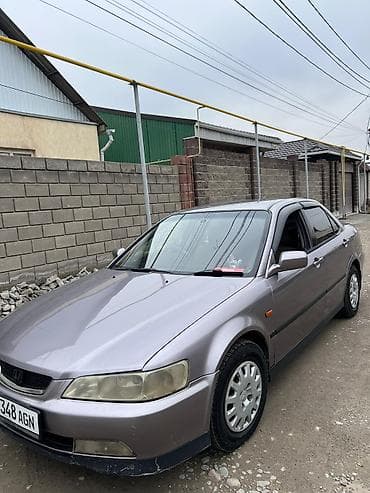авто ровер: Honda Accord: 2001 г., 1.8 л, Седан — 1