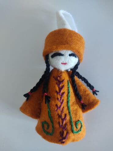 школьные блузки оптом от производителя: Куклы ручной работы. Отличный подарок детям. Одежда куклы выполнена — 1