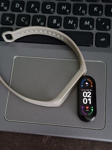 часы mi band 4: Спортивные часы часы, Xiaomi (Mi Watch), Альтиметр, Барометр, Компас, Водонепроницаемые, Оригинал, Синхронизация с другими устройствами, Унисекс, Б/у — 1