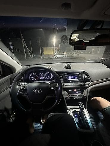 машины до 10000 долларов: Hyundai Avante: 2018 г., 1.6 л, Бензин, Седан — 8
