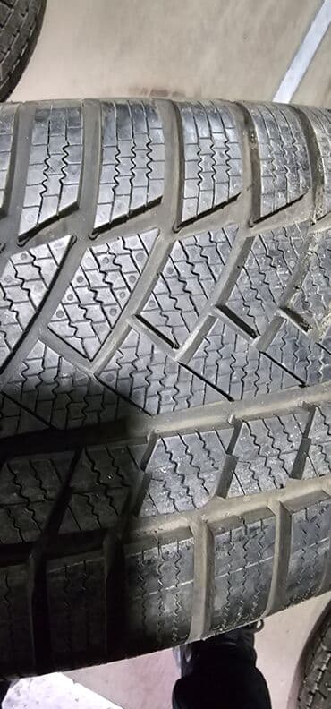 Шины 225 / 50 / R 17, Зима, Б/у, Пара, Легковые, Германия, Continental