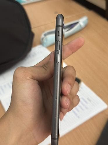 iphone 7 pluse: IPhone 11, Черный, Чехол, 85 % — 1