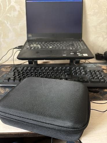 чехол удостоверение: Жёсткий кейс для очков / аксессуаров Продам компактный защитный кейс — 1