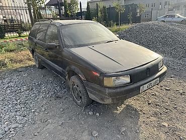 пасаи б3: Volkswagen Passat: 1990 г., 1.8 л, Механика, Бензин, Универсал — 3