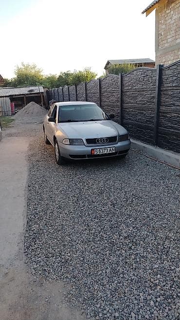 трекер авто: Audi A4: 1996 г., 1.8 л, Механика, Бензин, Седан — 1