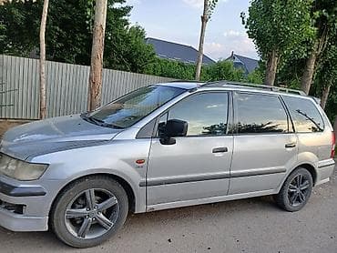 Унаа сатуу: Mitsubishi Space Wagon: 1999 г., 2.4 л, Кол менен иштөөчү, Бензин, Универсал — 2