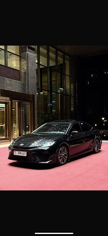 corolla 2016: Toyota Camry: 2024 г., 0.1 л, Автомат, Гибрид, Седан — 2